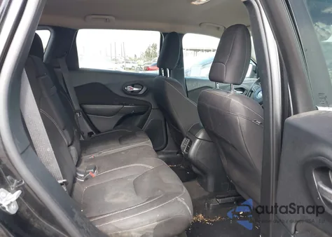 2016 Jeep Cherokee Latitude из США, поврежденный, VIN 1C4PJLCB5GW149232